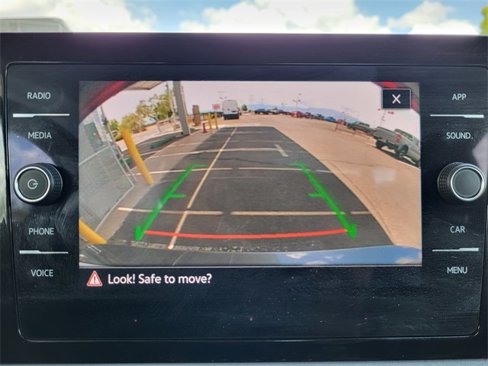 Used 2025 Volkswagen Jetta SE image 13