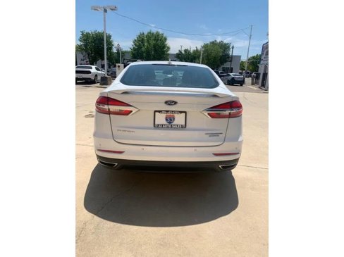 Used 2019 Ford Fusion Titanium image 6