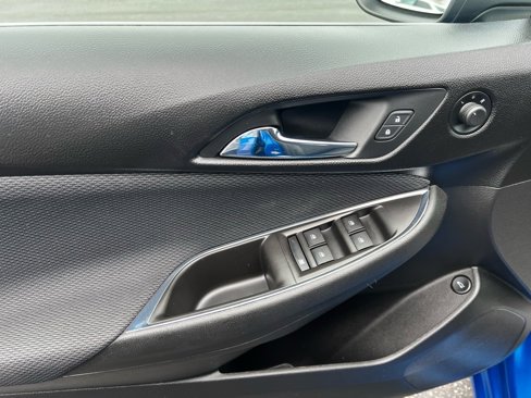 Used 2017 Chevrolet Cruze LT image 11