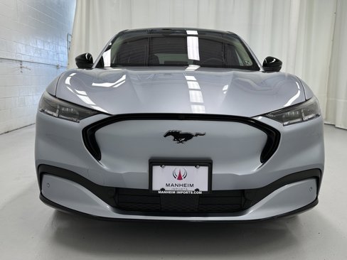 Used 2022 Ford Mustang Mach-E Premium image 5