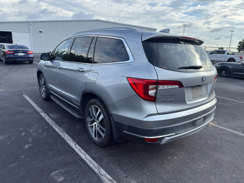 Certified 2019 Honda Pilot Touring image 2