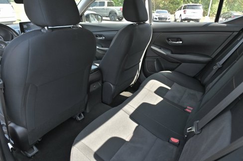 Used 2022 Nissan Sentra SR w/ Electronics Package image 17