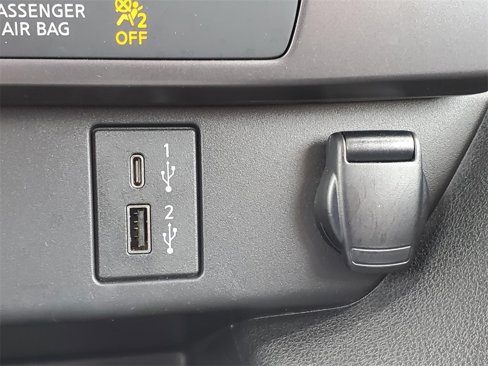 Certified 2023 Nissan Leaf S image 31