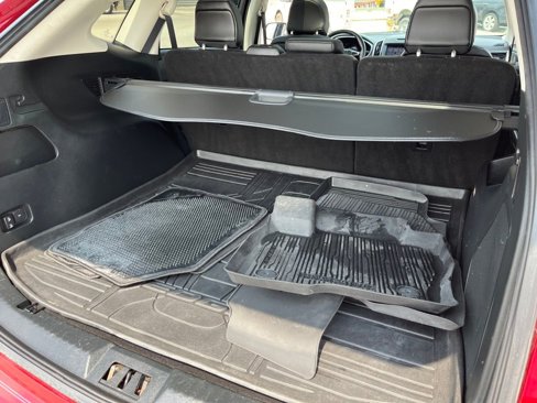 Used 2019 Ford Edge Titanium image 18