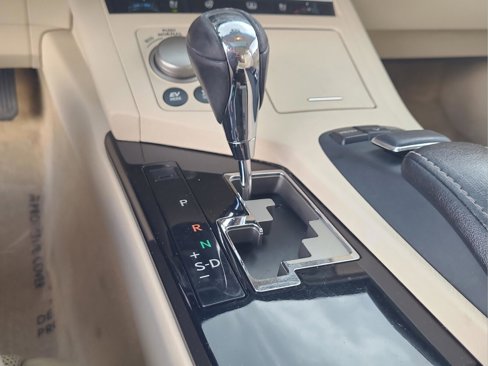 Used 2013 Lexus ES 300h image 16
