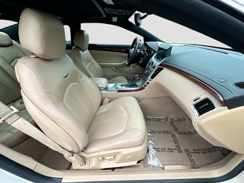 Used 2011 Cadillac CTS Premium image 29