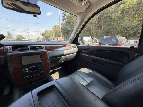 Used 2013 Chevrolet Tahoe LT image 14