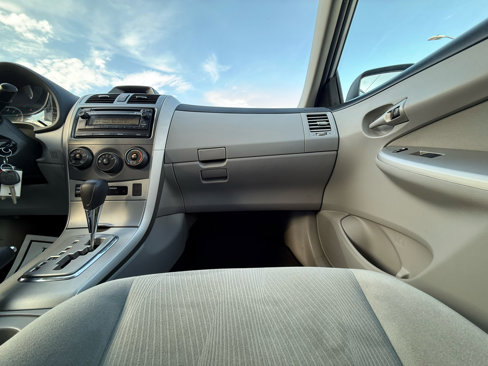 Used 2012 Toyota Corolla LE image 22