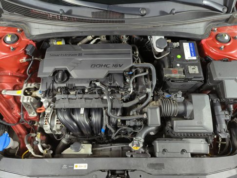 Used 2023 Hyundai Elantra SEL image 17
