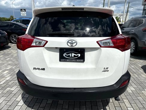 Used 2013 Toyota RAV4 LE image 6