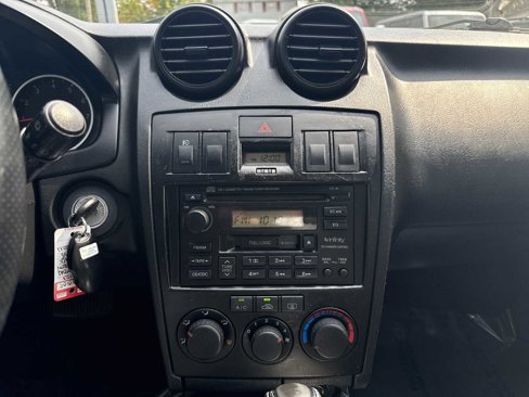 Used 2003 Hyundai Tiburon GT image 25