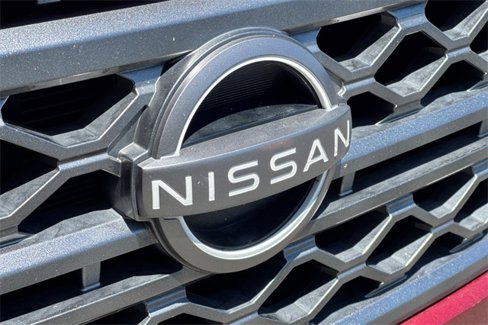 Used 2022 Nissan Frontier SV image 43