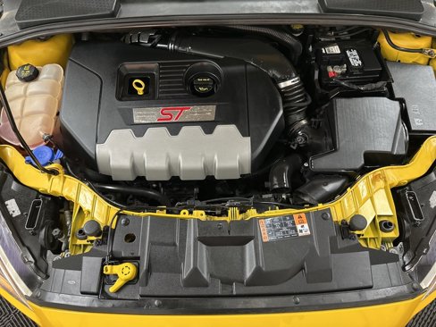 Used 2017 Ford Focus ST image 34