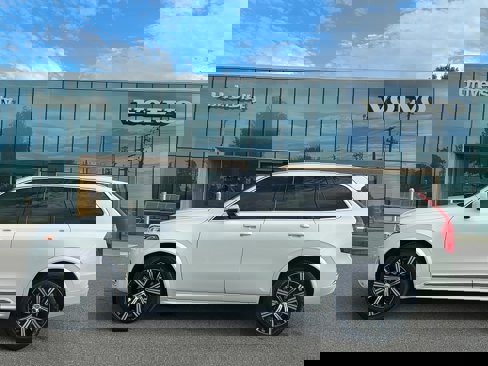 Certified 2024 Volvo XC90 B5 Core w/ Protection Package Premier image 1