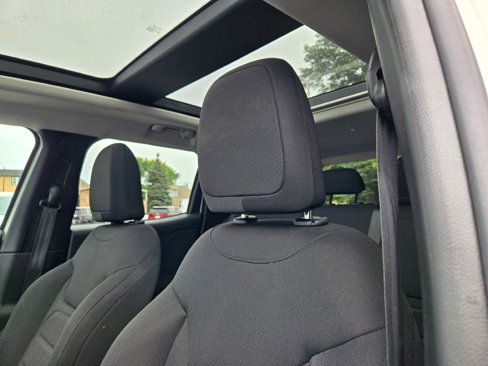 Used 2020 Jeep Renegade Latitude w/ Cold Weather Group image 23