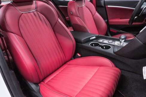 Certified 2025 Genesis G70 2.5T w/ Sport Prestige Package image 15