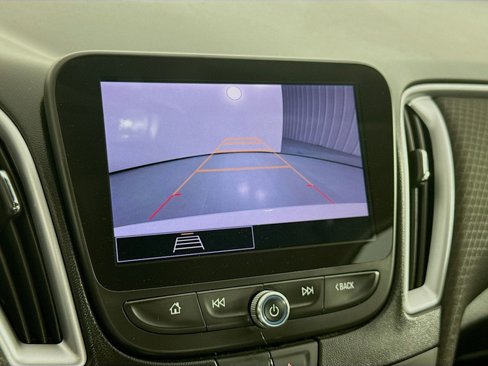 Used 2023 Chevrolet Malibu LT image 14