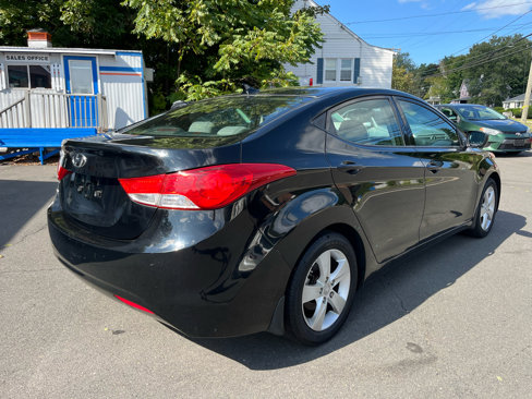 Used 2013 Hyundai Elantra GLS w/ Preferred Pkg image 5