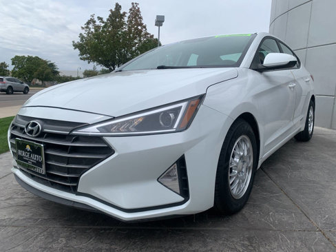 Used 2019 Hyundai Elantra SE w/ Cargo Package image 3