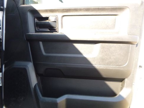 Used 2017 RAM 2500 Tradesman w/ Chrome Appearance Group image 12