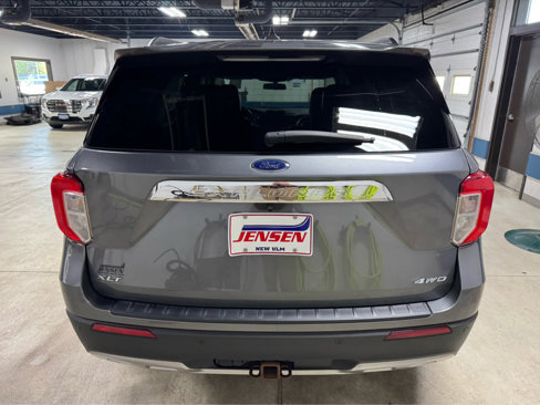 Used 2021 Ford Explorer XLT w/ Equipment Group 202A image 5