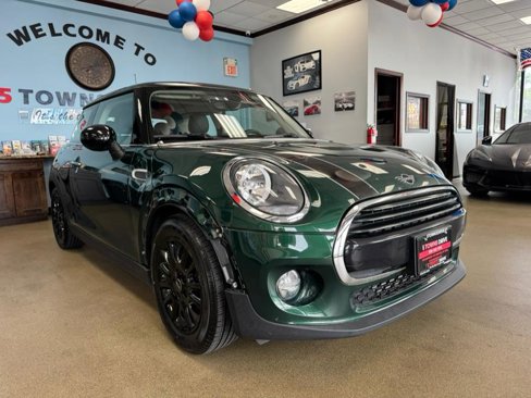 Used 2019 MINI Cooper 2-Door Hardtop image 15