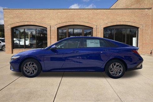 New 2025 Hyundai Elantra Blue w/ Cargo Package image 7