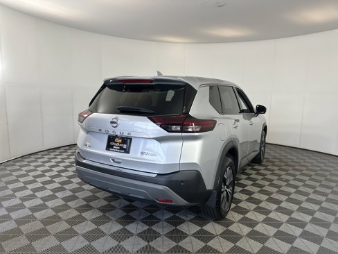 Used 2021 Nissan Rogue SV image 10