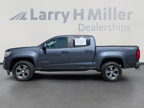 Used 2017 Chevrolet Colorado Z71 image 2