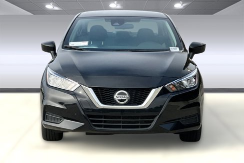 Used 2022 Nissan Versa SV w/ Trunk Package image 5