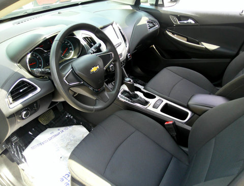 Used 2017 Chevrolet Cruze LS image 34