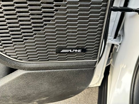 Used 2023 Jeep Grand Cherokee 4WD 4xe image 18