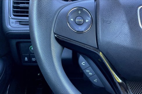 Used 2019 Honda HR-V LX image 10