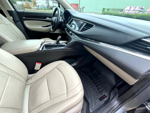 Used 2020 Buick Enclave Essence image 57