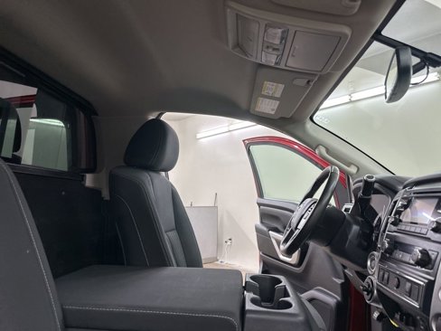 Used 2017 Nissan Titan SV w/ SV Utility Package image 20