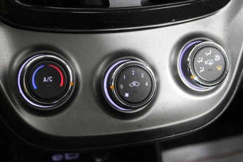 Used 2021 Chevrolet Spark LS image 18