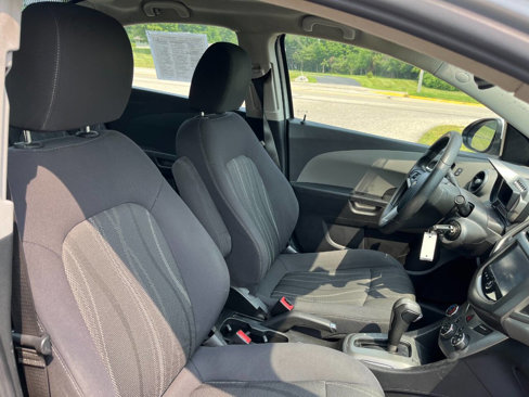 Used 2015 Chevrolet Sonic LT image 26