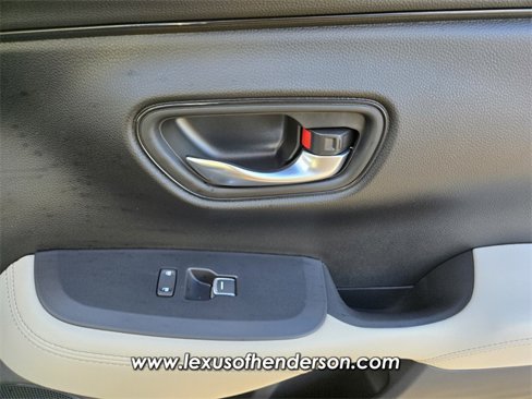 Used 2024 Honda HR-V EX-L image 19