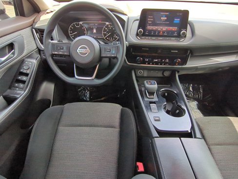 Used 2021 Nissan Rogue SV image 27