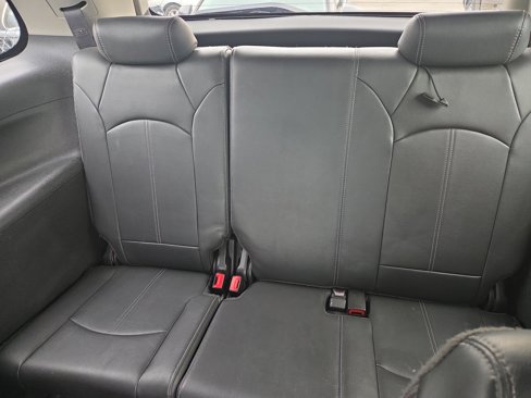 Used 2014 GMC Acadia SLT image 14