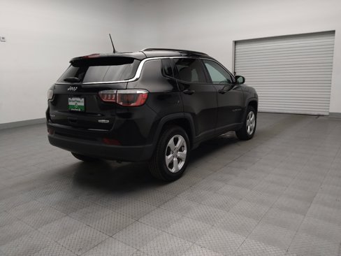 Used 2018 Jeep Compass Latitude w/ Popular Equipment Group image 9