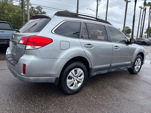 Used 2010 Subaru Outback 2.5i image 14