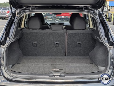Used 2019 Nissan Rogue Sport S image 9