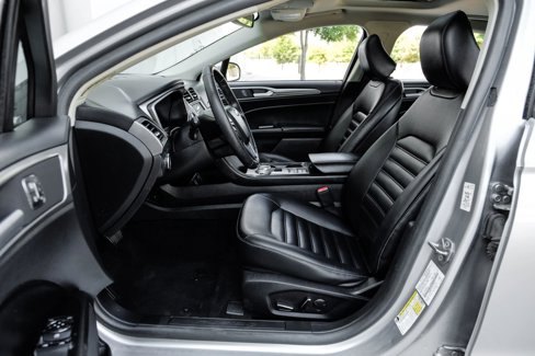 Used 2020 Ford Fusion SEL image 17