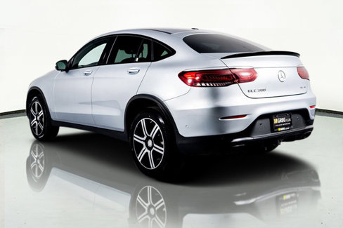Used 2023 Mercedes-Benz GLC 300 4MATIC Coupe image 18