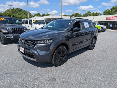 Used 2021 Kia Sorento S w/ Panoramic Sunroof Package image 1
