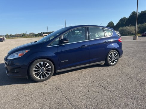 Used 2017 Ford C-MAX Titanium w/ Equipment Group 301A image 17