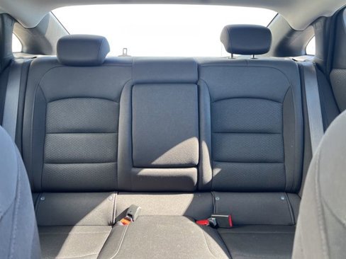 Used 2023 Chevrolet Malibu LT image 8
