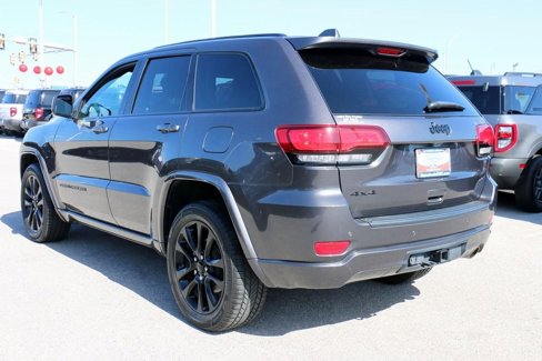 Used 2020 Jeep Grand Cherokee Altitude image 7