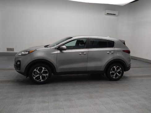 Used 2022 Kia Sportage LX image 2